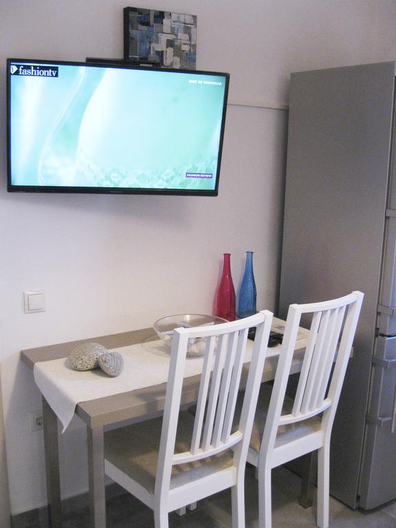 Lavish Suites Agios Ioannis Diakoftis Exterior foto